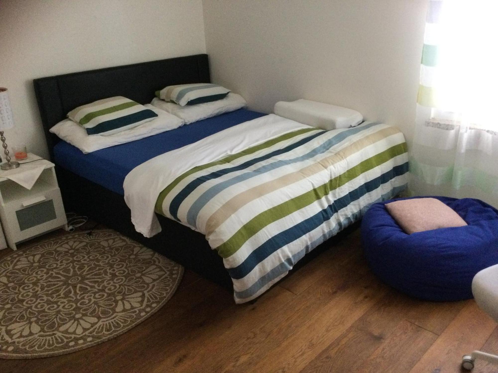 Chambre Spacieuse Et Confortable Avec Ecran Plat Oetwil an Der Limmat Экстерьер фото