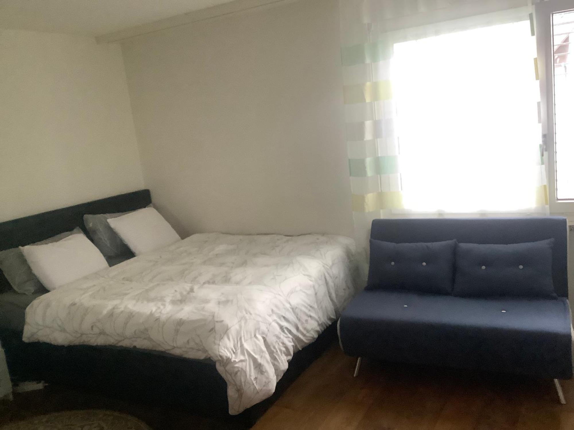 Chambre Spacieuse Et Confortable Avec Ecran Plat Oetwil an Der Limmat Экстерьер фото